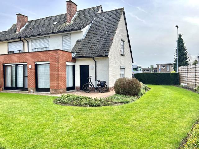 Photo Maison jumelée avec 3 chambres, jardin et garage! image 6/6