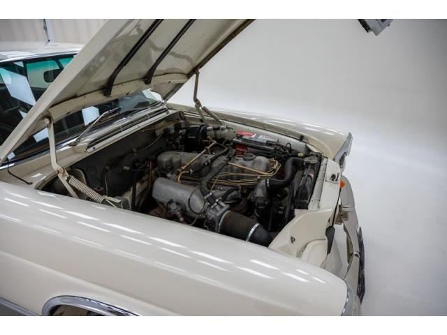 Photo Mercedes-Benz 280 SE '68 CH00164 image 6/6