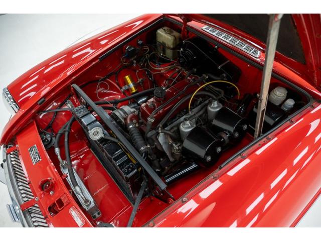 Photo MG B GT + Overdrive '71 CH9905g image 6/6