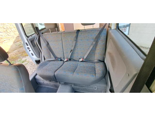 Photo Opel Combo Tour 1,3 cdti-Réparer ou pièces image 6/6
