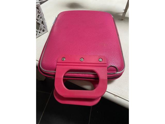 Photo Pc Portable Acer édition Ferrari One (sous Windows 10) image 6/6