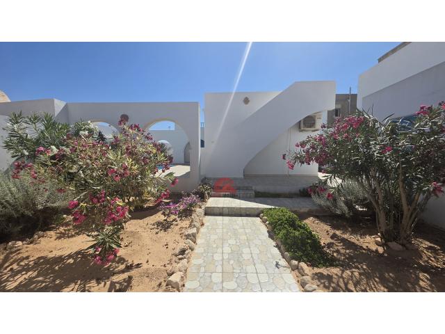 Photo PETITE VILLA AVEC PISCINE À MIDOUN DJERBA ZU - RÉF V716 image 6/6