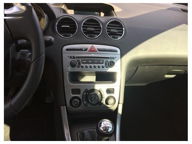 Photo Peugeot 308 1.6 VTi 16v Premium Pack image 6/6