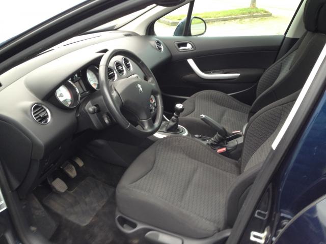 Photo PEUGEOT 308 SW  PREMIUM PACK 1.6 HDI 110CH image 6/6