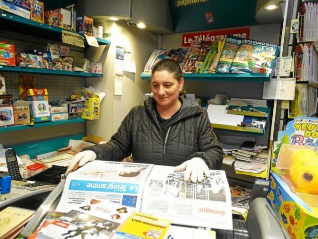 Photo Recherche un emploi porteur de presse image 6/6