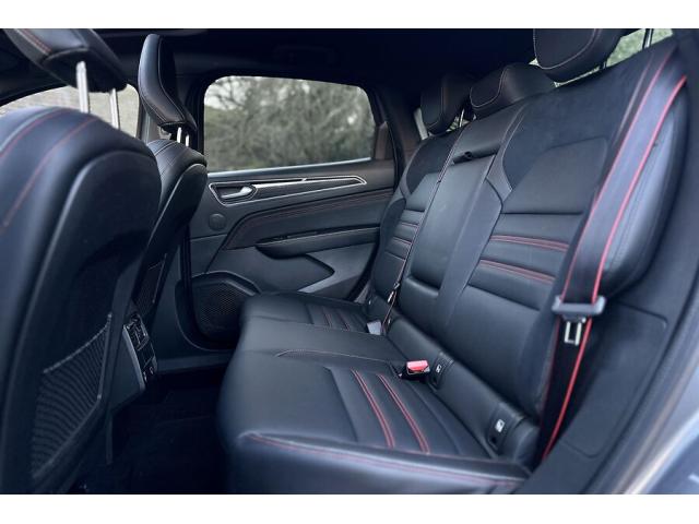 Photo Renault  Arkana 1.6 RS-Line E-Tech Hybrid - 01 2023 image 6/6