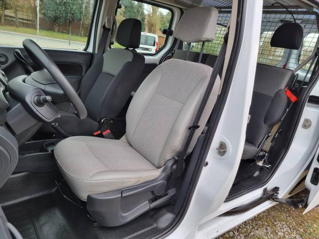 Photo Renault Kangoo 5/2018 Double Cabine 80709KM 1.5dci 90cv EU6 image 6/6