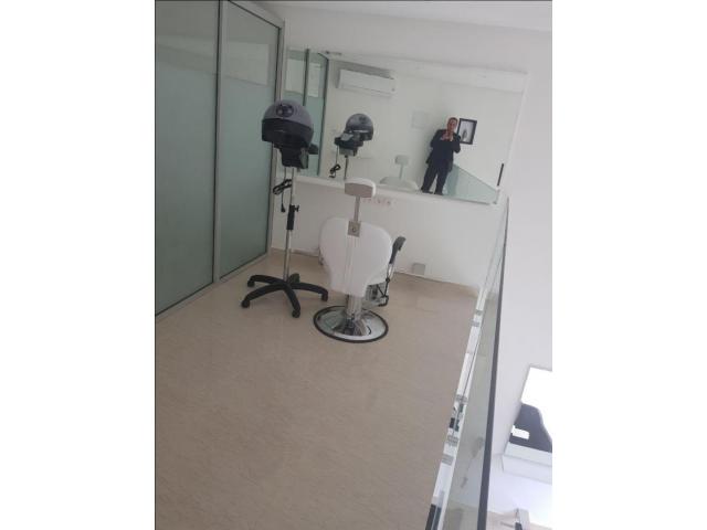 Photo Salon de coiffure tt neuf en location gérance image 6/6