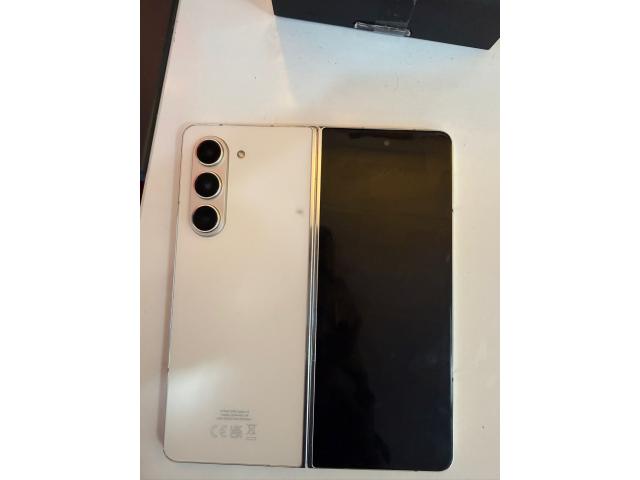 Photo Samsung galaxy ZFold 5 image 6/6