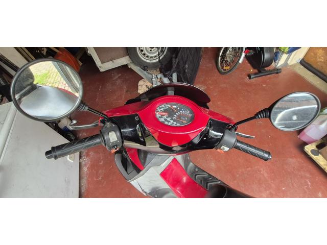Photo Scooter Kymco super 9 S  lie 50 cc image 6/6