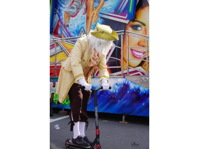 Photo Spectacle de clown, animations de rue, du mime, de la statue vivante, échassier, faux serveur pour é image 6/6