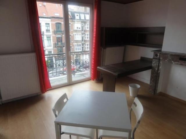 Photo studio 27m2 ixelles image 6/6