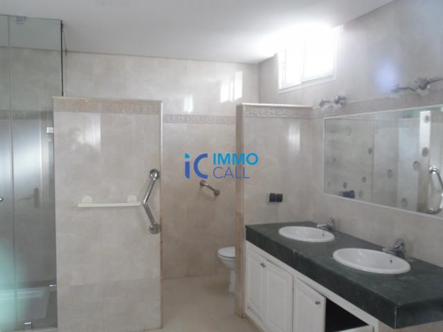 Photo Sublime Villa de 2200 m² en location située à Souissi image 6/6