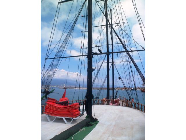 Photo Superbe et recent bateau pirate de 32 m en bois tout équipé image 6/6