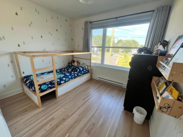 Photo Superbe maison de 3 chambres à l'étage - Bedford (Quebec) image 6/6
