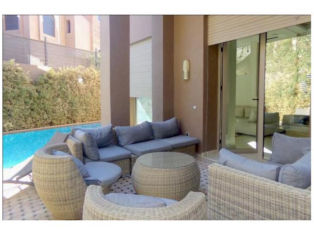 Photo Superbe villa 4ch meublée moderne vc piscine image 6/6