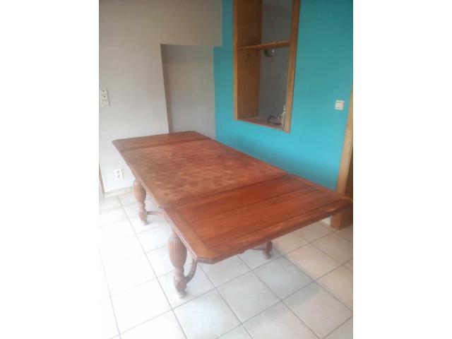 Photo Table ancienne image 6/6