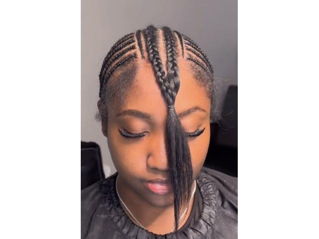 Photo Tissage ouvert cheveux humains ou cheveux synthétiques image 6/6