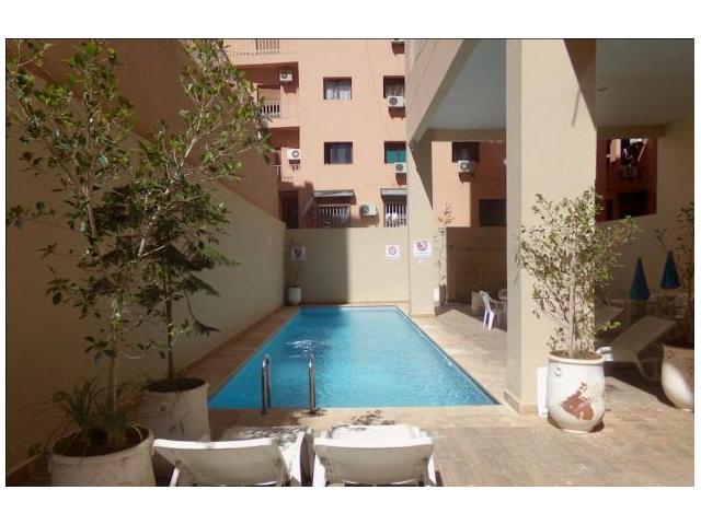 Photo Très joli studio meublé vc terrasse piscine image 6/6