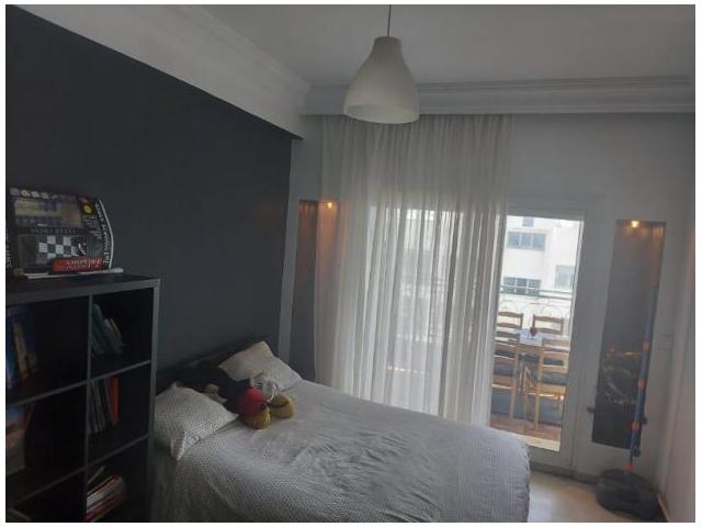 Photo un appartement vide a vendre a ghandi image 6/6