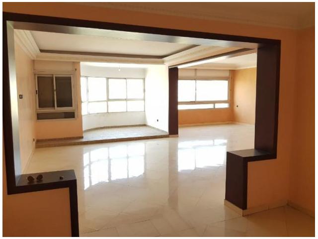 Photo Une belle appartement  215m a 2Marce image 6/6
