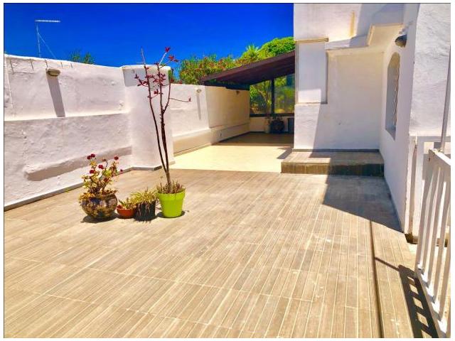 Photo une coquette villa de 400m2 Ain diab image 6/6