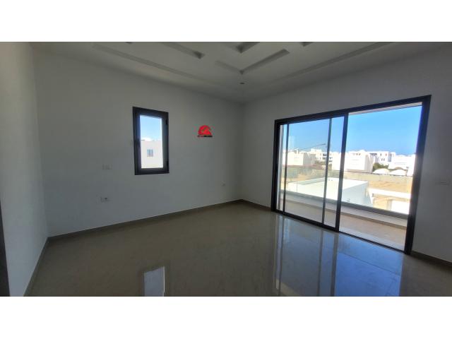 Photo VENTE VILLA NEUVE AVEC PISCINE À HT SOUK DJERBA - RÉF V 628 image 6/6