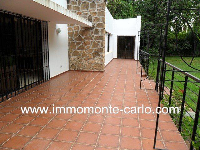 Photo Villa avec piscine à louer au quartier Souissi image 6/6