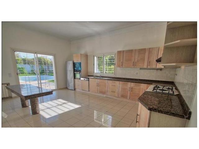 Photo Villa de 1200 m² dont 420 habitable ain diab image 6/6