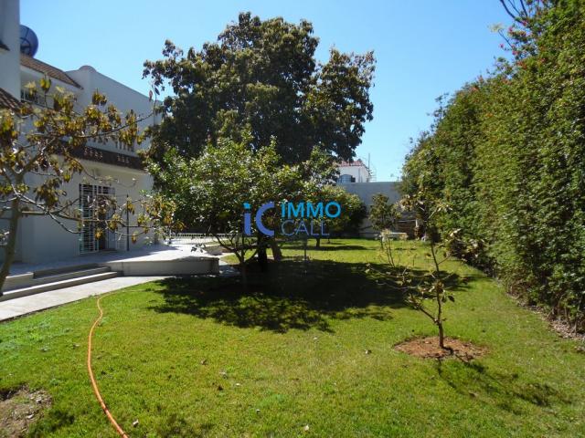 Photo Villa de 2000 m² à vendre située à Souissi image 6/6