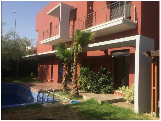 Photo Villa de style moderne vc piscine meublée située à Targa image 6/6
