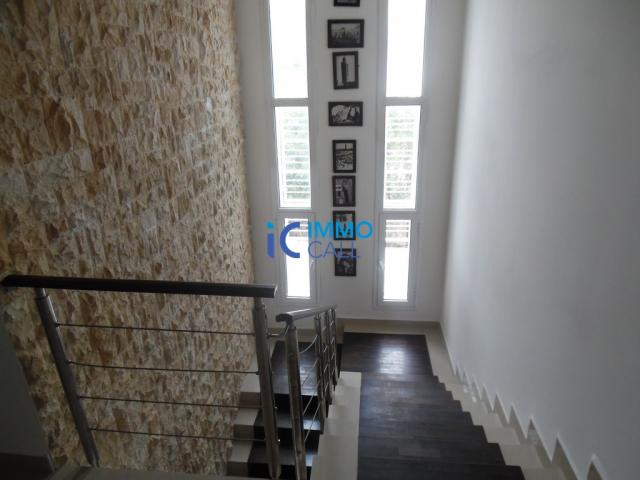Photo Villa meublée moderne de 580 m² en location à Souissi image 6/6