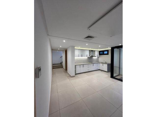 Photo Villa Neuve avec Piscine en Vente - Harhoura image 6/6