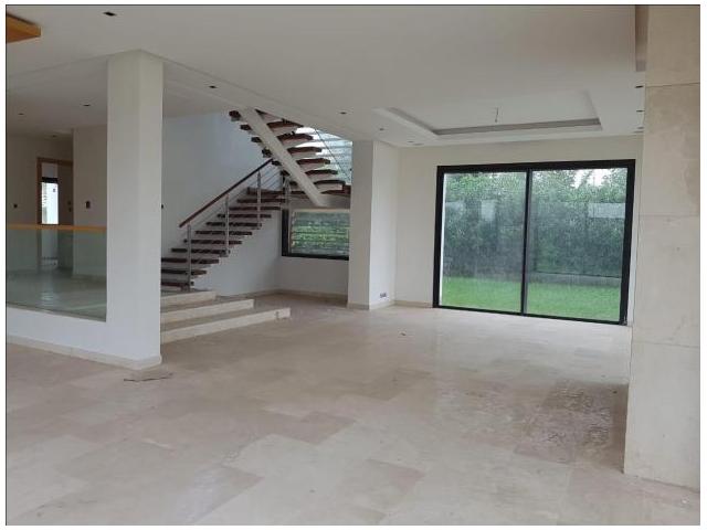 Photo Villa vide sur Bouskoura CGI GREEN TAWN image 6/6