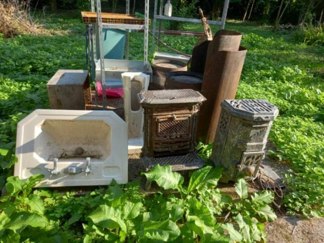 Photo VVide maisons « au village » Une brocante à la maison ! image 6/6
